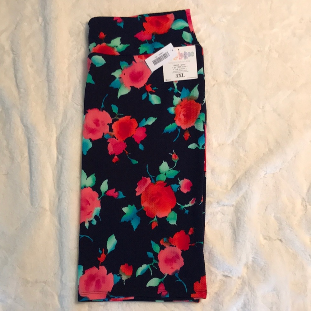 LuLaRoe Cassie
